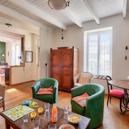 Vakantiehuis A 700m De La Plage, Charmante Maison Pour 6 *
